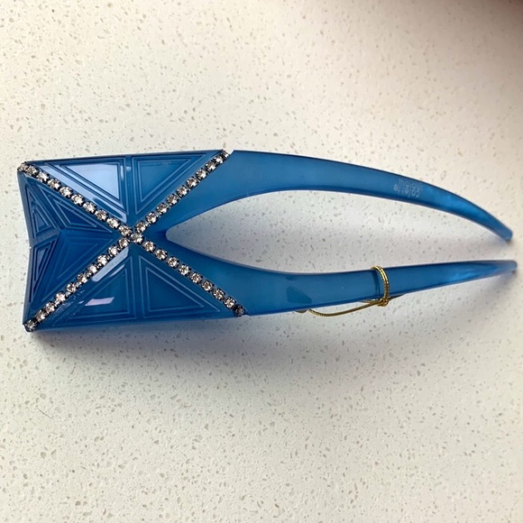 Colette Malouf Accessories - LAST ONE💗Colette Malouf Architecture & Swarovski hairpin